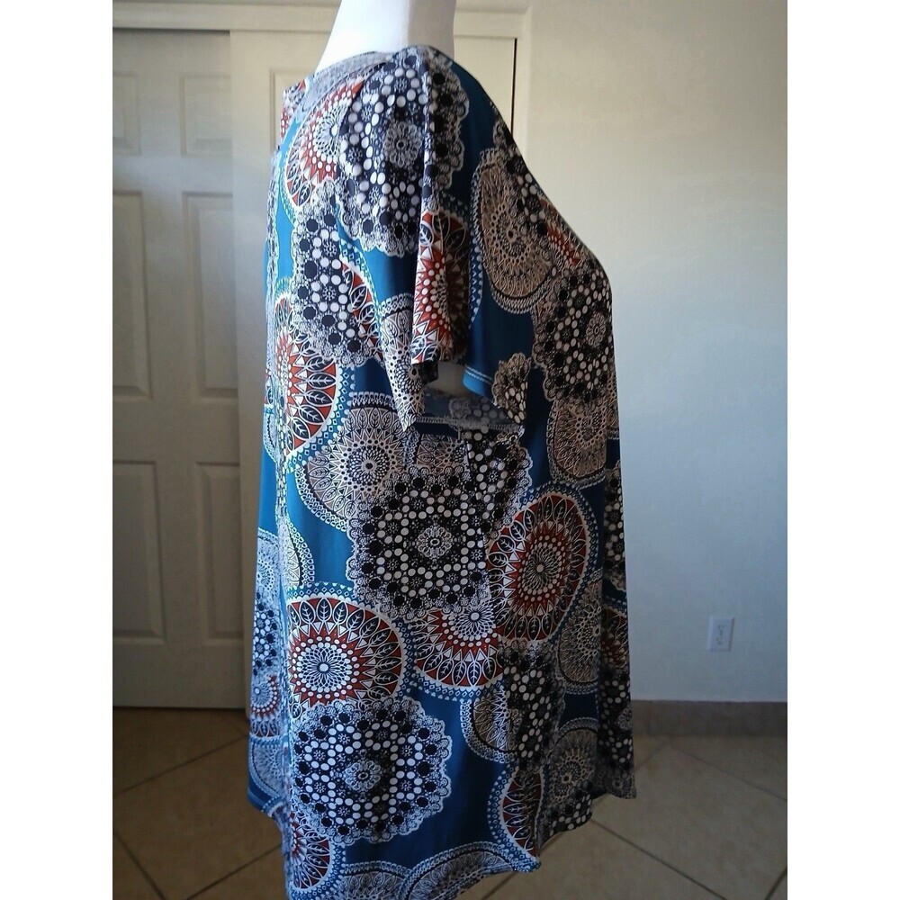 Lavish 2X Plus Size Boho Mandala Print Tunic Top Blue Multicolor Short Sleeve - Picture 4 of 15